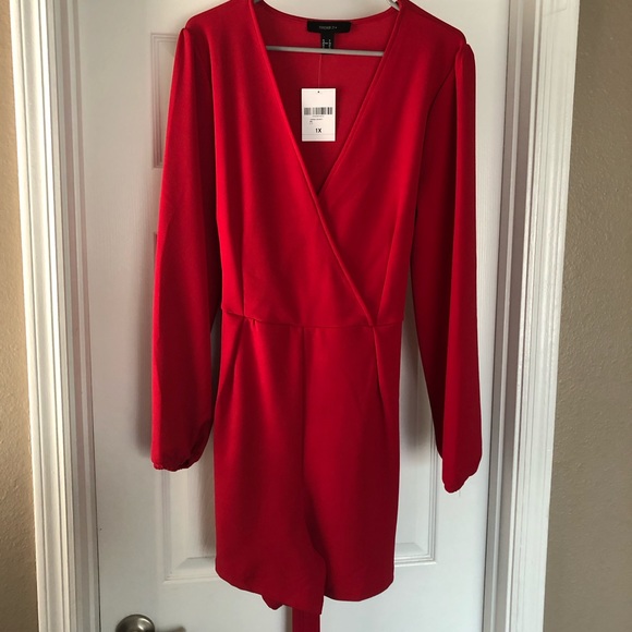 Forever 21 plus Red Romper with tie - Picture 1 of 4